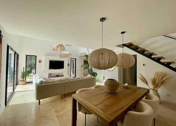 Sublime Avec Piscine Et Villa