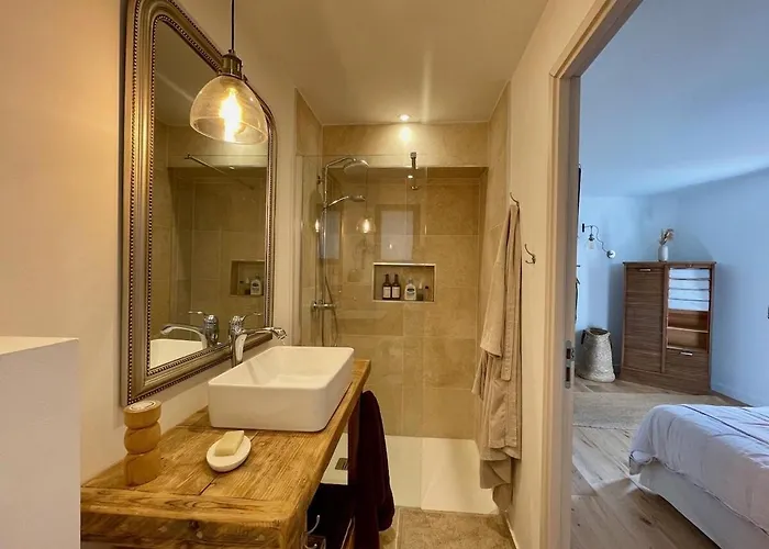 Sublime Avec Piscine Et Villa